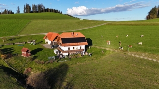 11kWp Aufdachleistung, 14kWh Stromspeicher, sowie Notstromumschaltung